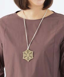 TRANS WORK（トランスワーク）の「水牛スノーモチーフペンダント（ネックレス）」