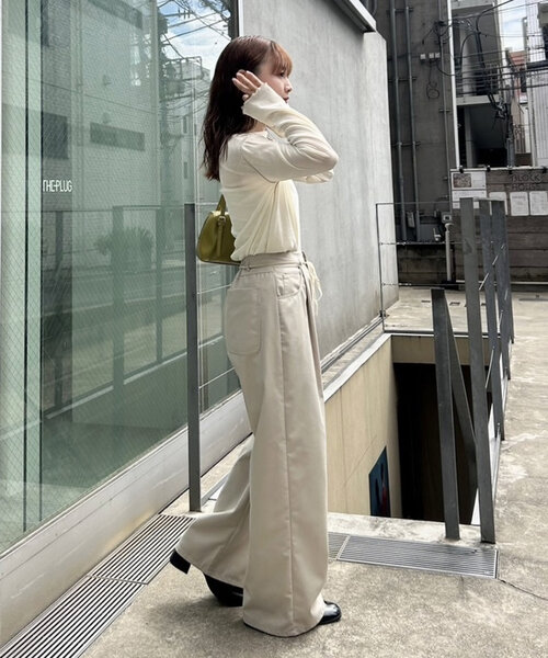 mystic（ミスティック）の「【一枚でもインナーでも◎/4色展開】ベロアメローTOPS（Tシャツ/カットソー・レディース・ブラック/アイボリー/ベージュ/ピンク・FREE）」の9枚目の写真