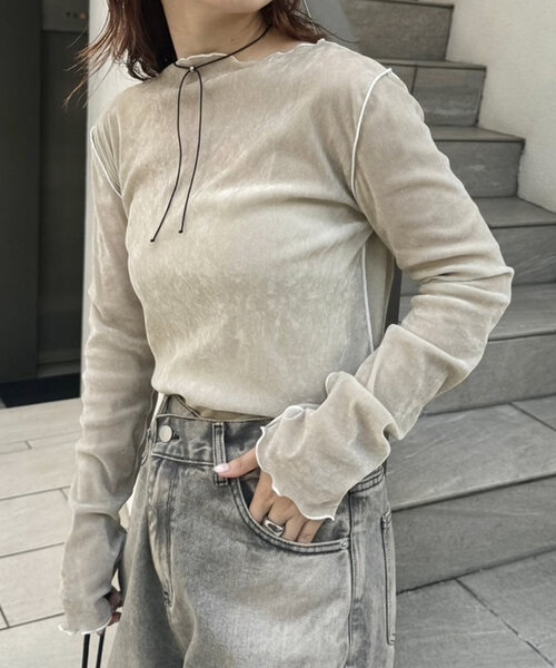 mystic（ミスティック）の「【一枚でもインナーでも◎/4色展開】ベロアメローTOPS（Tシャツ/カットソー・レディース・ブラック/アイボリー/ベージュ/ピンク・FREE）」の18枚目の写真