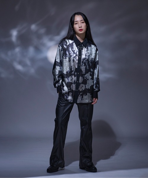 Ellno Loset(エルノロゼット)の「メタルクレリックシャツ(シャツ/ブラウス・メンズ・ブルーグリーン/ブラック/ブラック系その他・LARGE/MEDIUM/SMALL)」の7枚目の写真