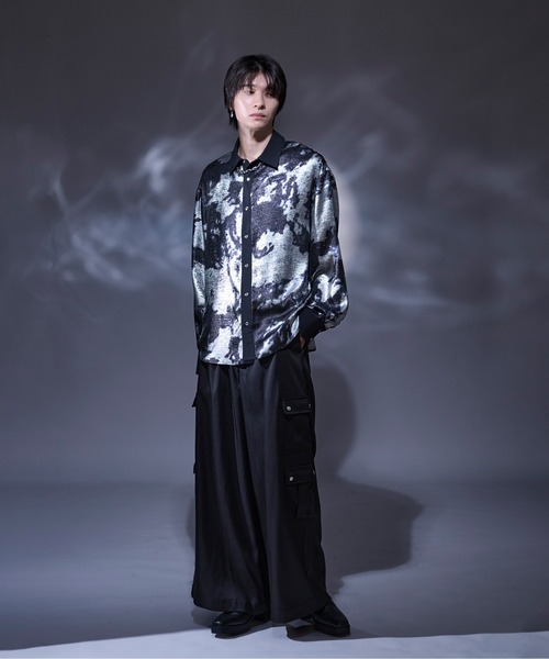 Ellno Loset(エルノロゼット)の「メタルクレリックシャツ(シャツ/ブラウス・メンズ・ブルーグリーン/ブラック/ブラック系その他・LARGE/MEDIUM/SMALL)」の12枚目の写真