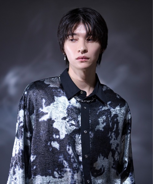 Ellno Loset(エルノロゼット)の「メタルクレリックシャツ(シャツ/ブラウス・メンズ・ブルーグリーン/ブラック/ブラック系その他・LARGE/MEDIUM/SMALL)」の10枚目の写真