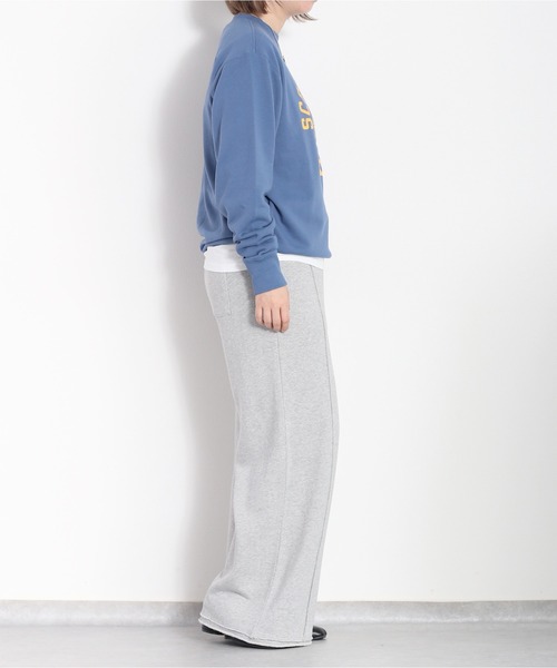 Champion(チャンピオン)の「【Champion】クルーネックスウェット(スウェット・レディース・オフホワイト/ブルー・M)」の11枚目の写真