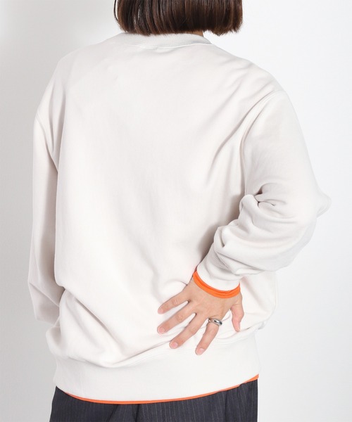 Champion(チャンピオン)の「【Champion】クルーネックスウェット(スウェット・レディース・オフホワイト/ブルー・M)」の15枚目の写真