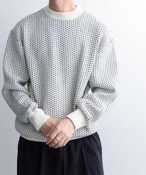 FORK&SPOON（フォークアンドスプーン）の「FORK&SPOON　バーズアイクルーネックニット（ニット/セーター・メンズ・オフホワイト/チャコールグレー/ネイビー・4/5）」の15枚目の写真