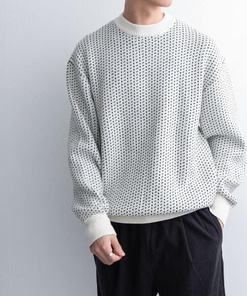 FORK&SPOON（フォークアンドスプーン）の「FORK&SPOON　バーズアイクルーネックニット（ニット/セーター・メンズ・オフホワイト/チャコールグレー/ネイビー・4/5）」の16枚目の写真
