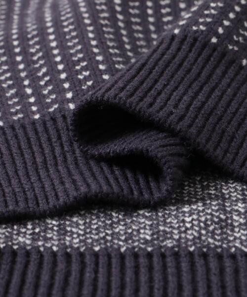 FORK&SPOON（フォークアンドスプーン）の「FORK&SPOON　バーズアイクルーネックニット（ニット/セーター・メンズ・オフホワイト/チャコールグレー/ネイビー・4/5）」の6枚目の写真