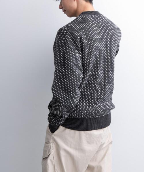 FORK&SPOON（フォークアンドスプーン）の「FORK&SPOON　バーズアイクルーネックニット（ニット/セーター・メンズ・オフホワイト/チャコールグレー/ネイビー・4/5）」の10枚目の写真