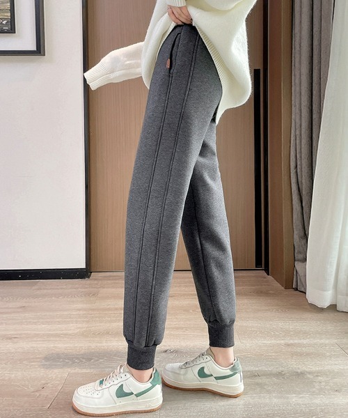 SEU(エスイーユー)の「裏起毛スウェットジョガーパンツ【極暖】(スウェットパンツ・レディース・チャコール/ブラック/グレー・M/L)」の14枚目の写真