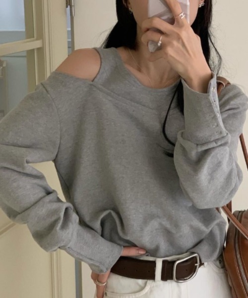 ABITOKYO(アビトーキョー)の「袖スナップボタンカットアウトスウェットプルオーバー(スウェット・レディース・ホワイト/グレー/ブラック・L/M/XL)」の1枚目の写真