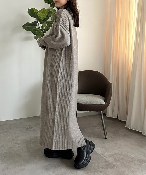 apres jour mignon(アプレジュールミニョン)の「リブニットワンピース【ZOZOTOWN限定アイテム】(ワンピース・レディース・チャコールグレー/ブラック/グレイッシュベージュ・SMALL/X-LARGE/MEDIUM)」の20枚目の写真