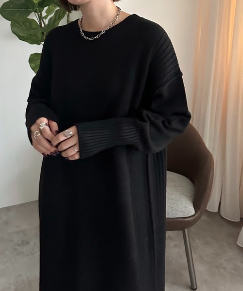 apres jour mignon(アプレジュールミニョン)の「リブニットワンピース【ZOZOTOWN限定アイテム】(ワンピース・レディース・チャコールグレー/ブラック/グレイッシュベージュ・SMALL/X-LARGE/MEDIUM)」の5枚目の写真