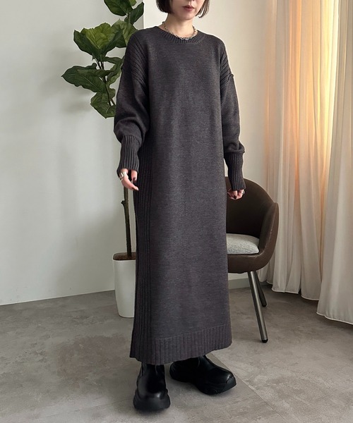 apres jour mignon(アプレジュールミニョン)の「リブニットワンピース【ZOZOTOWN限定アイテム】(ワンピース・レディース・チャコールグレー/ブラック/グレイッシュベージュ・SMALL/X-LARGE/MEDIUM)」の22枚目の写真