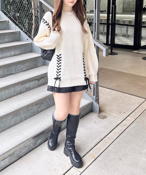 INGNI（イング）の「レースアップ畦チュニックニット（ニット/セーター・レディース・グレー/オフホワイト・M）」の12枚目の写真
