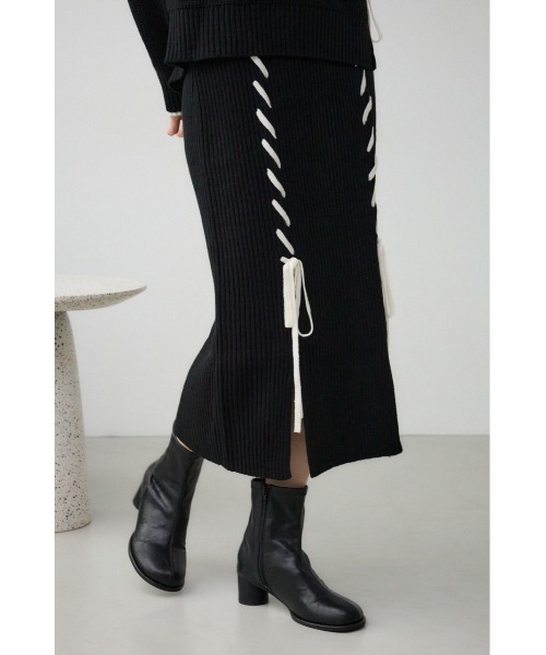 AZUL by moussy(アズールバイマウジー)の「ステッチデザインリブスカート(スカート・レディース・アイボリー/ブラック/グレー・FREE)」の15枚目の写真