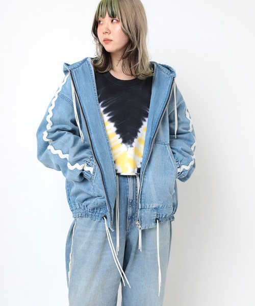 RNA(アールエヌエー)の「J2143 ウェービーテープフードジャケット(ブルゾン・レディース・インディゴブルー・MEDIUM)」の18枚目の写真