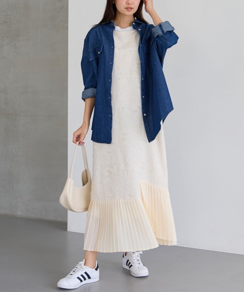 LAVEANGE(ラビアンジェ)の「プリーツ切替キャミワンピース(ワンピース・レディース・スミクロ/アイボリー・M/LL/4L/5L)」の6枚目の写真