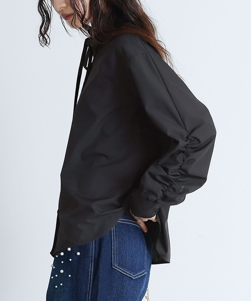 somari imagination（ソマリ イマジネーション）の「『襟フリルボウタイブラウス』（シャツ/ブラウス・レディース・ブラック/オフホワイト・2/1）」の11枚目の写真