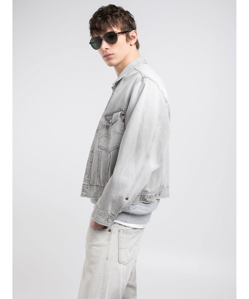 REPLAY(リプレイ)の「9Z1 ECO PLUS ライトデニムジャケット(セットアップモデル)(デニムジャケット・メンズ・ライトグレー・SMALL/MEDIUM/LARGE/X-LARGE)」の3枚目の写真