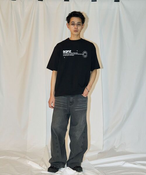 SEQUENZ（シークエンズ）の「【sqnz（エスキュンズ）】sqnz logo s/s tee / Tシャツ 半袖 クルーネック 短丈（Tシャツ/カットソー・メンズ・ホワイト/その他2/ブラック・SMALL/MEDIUM/LARGE）」の5枚目の写真