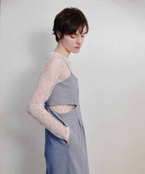 allureville（アルアバイル）の「幾何柄チュールトップス（Tシャツ/カットソー・レディース・オフホワイト/ブラック・2）」の4枚目の写真