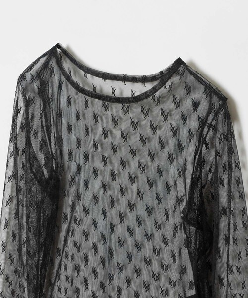 allureville（アルアバイル）の「幾何柄チュールトップス（Tシャツ/カットソー・レディース・オフホワイト/ブラック・2）」の16枚目の写真