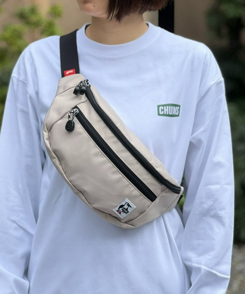CHUMS（チャムス）の「【CHUMS】 Recycle Small Waist Pouch リサイクルスモール ウエストポーチ（ボディバッグ/ウエストポーチ・メンズ・ブラック/ネイビー/その他1/その他2/その他3/グレイッシュベージュ・FREE）」の2枚目の写真