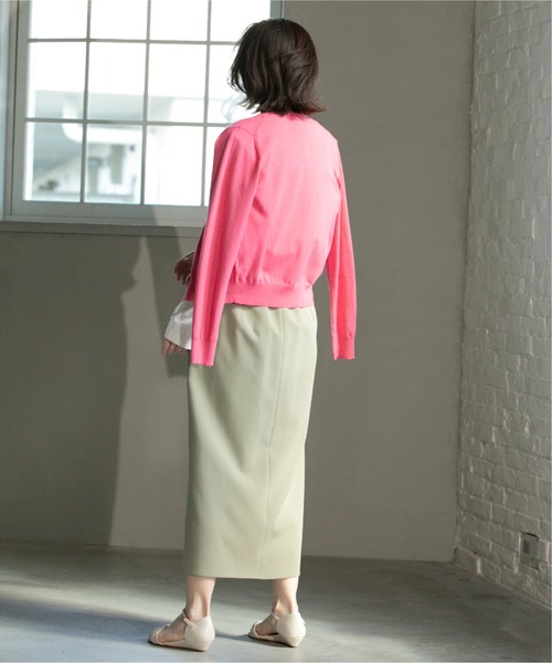 OPAQUE.CLIP（オペークドットクリップ）の「ストレッチダブルポケットタイトスカート【洗濯機洗い可/防シワ】（スカート・レディース・ブラック/カーキ/ライトベージュ・36/38/40/42）」の4枚目の写真