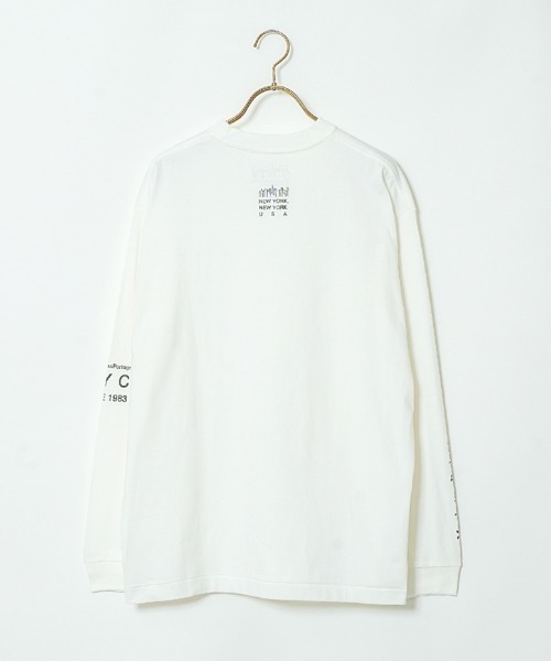 Manhattan Portage（マンハッタンポーテージ）の「[MANHATTAN PORTAGE/マンハッタンポーテージ] ワンポイントスカイラインロゴ 袖プリントロンT（Tシャツ/カットソー・レディース・ホワイト/ライトグレー/ブラック・S/M/L/XL）」の10枚目の写真