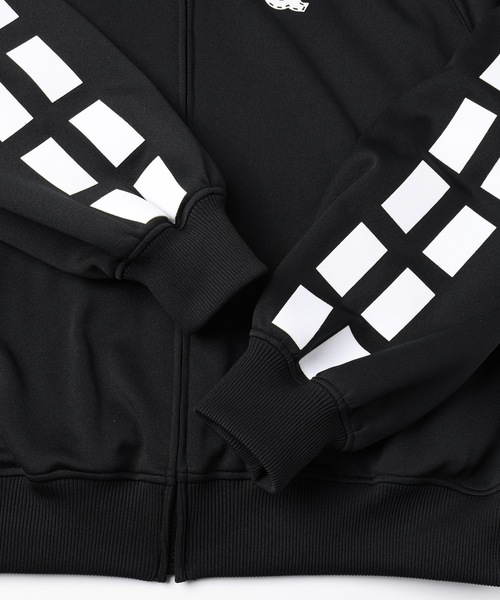 amok（アモク）の「WIDE STITCH TRACK JACKET（ジャージ・メンズ・レッド/ブラック・S/M）」の14枚目の写真