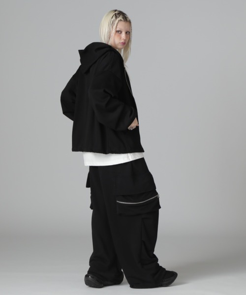 DANKE SCHON(ダンケシェーン)の「【WEB&DEPOT限定】DankeSchon/ダンケシェーン/SWEAT SHORT ZIPHOODIE(パーカー・レディース・グレー/ブラック・L/M/S)」の4枚目の写真