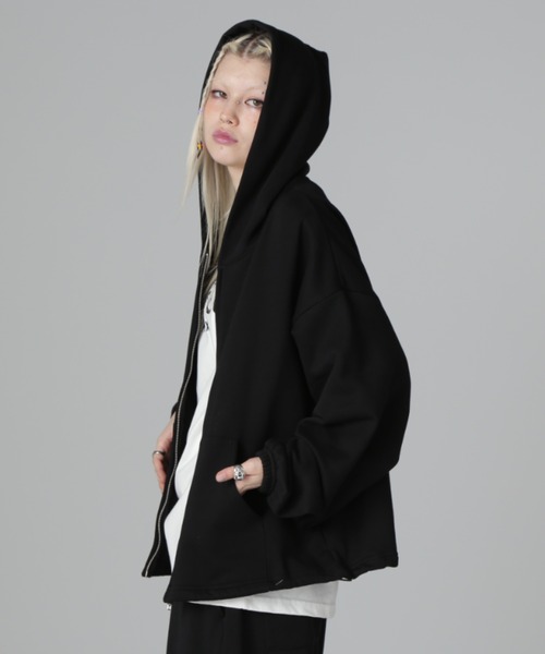 DANKE SCHON(ダンケシェーン)の「【WEB&DEPOT限定】DankeSchon/ダンケシェーン/SWEAT SHORT ZIPHOODIE(パーカー・レディース・グレー/ブラック・L/M/S)」の5枚目の写真