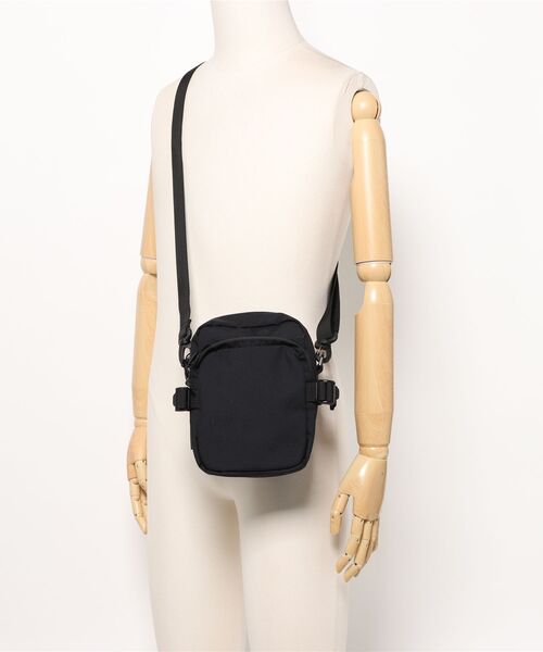 Gramicci(グラミチ)の「★GRAMICCI(グラミチ) ★CORDURA MINI SHOULDER BAG(ショルダーバッグ・メンズ・ブラック/オリーブ・FREE)」の3枚目の写真