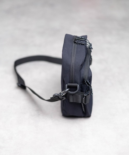 Gramicci(グラミチ)の「★GRAMICCI(グラミチ) ★CORDURA MINI SHOULDER BAG(ショルダーバッグ・メンズ・ブラック/オリーブ・FREE)」の11枚目の写真
