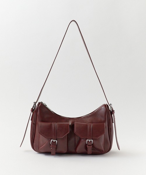 Chick(チック)の「アウトポケットフェイクレザーショルダーバッグ / OutPocket FakeLeather Shoulder Bag(ショルダーバッグ・レディース・ブラック/ブラウン/ホワイト/ワインレッド/キャメル・FREE)」の5枚目の写真