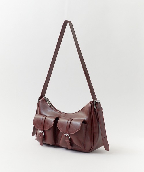 Chick(チック)の「アウトポケットフェイクレザーショルダーバッグ / OutPocket FakeLeather Shoulder Bag(ショルダーバッグ・レディース・ブラック/ブラウン/ホワイト/ワインレッド/キャメル・FREE)」の10枚目の写真