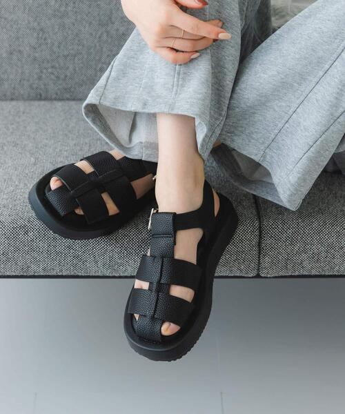 RODE SKO（ロデスコ）の「グルカサンダル（サンダル・レディース・オフホワイト/ブラック・36/37/38）」の3枚目の写真