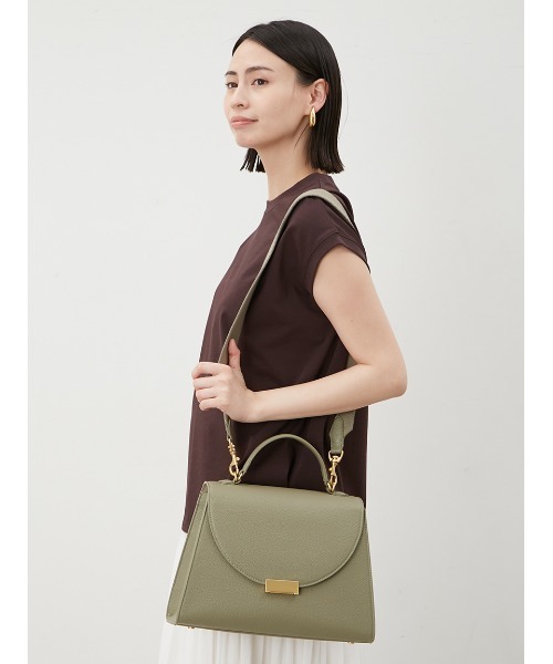 Mila Owen(ミラオーウェン)の「【WEB限定カラー】キャンバスショルダー付きメタルバッグ(ショルダーバッグ・レディース・オリーブ/ブラック/アイボリー/ダークブラウン・FREE)」の17枚目の写真