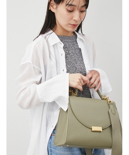 Mila Owen(ミラオーウェン)の「【WEB限定カラー】キャンバスショルダー付きメタルバッグ(ショルダーバッグ・レディース・オリーブ/ブラック/アイボリー/ダークブラウン・FREE)」の19枚目の写真