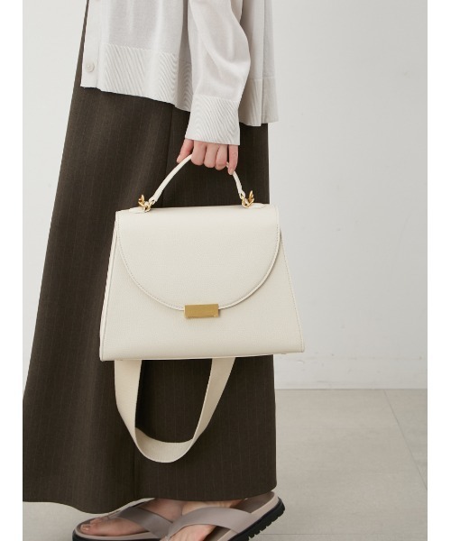 Mila Owen(ミラオーウェン)の「【WEB限定カラー】キャンバスショルダー付きメタルバッグ(ショルダーバッグ・レディース・オリーブ/ブラック/アイボリー/ダークブラウン・FREE)」の21枚目の写真