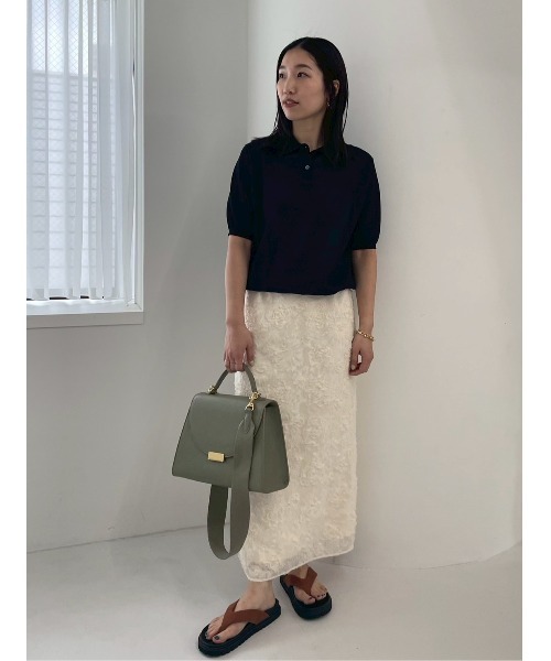 Mila Owen(ミラオーウェン)の「【WEB限定カラー】キャンバスショルダー付きメタルバッグ(ショルダーバッグ・レディース・オリーブ/ブラック/アイボリー/ダークブラウン・FREE)」の8枚目の写真