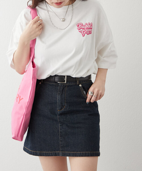 continuer de NICE CLAUP(コンティニューデナイスクラップ)の「バブルガム女の子BIGT(Tシャツ/カットソー・レディース・アイボリー/ブルー/オフホワイト/スミクロ・FREE)」の5枚目の写真