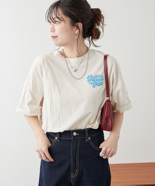 continuer de NICE CLAUP(コンティニューデナイスクラップ)の「バブルガム女の子BIGT(Tシャツ/カットソー・レディース・アイボリー/ブルー/オフホワイト/スミクロ・FREE)」の15枚目の写真