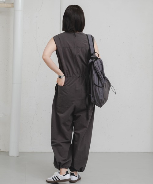 EKAL（エカル）の「『吸水速乾/軽量』DotAir JUMPSUITS（サロペット/オーバーオール・レディース・ブラック/チャコールグレー・ONE）」の16枚目の写真