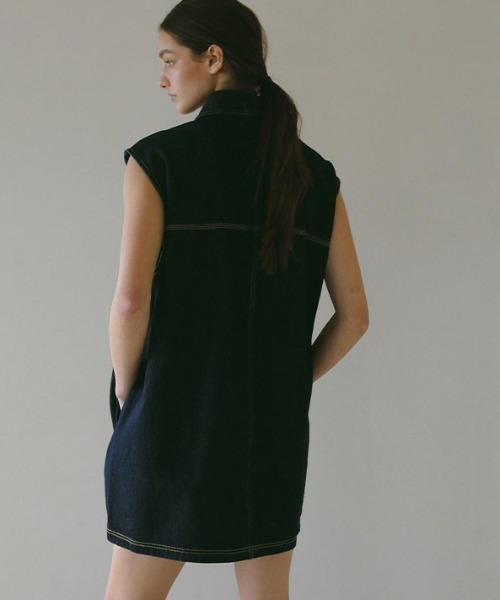 ETRE TOKYO（エトレトウキョウ）の「EDWIN×ETRE TOKYOスリーブレスデニムミニワンピース（ワンピース・レディース・インディゴブルー/ブラック・S/M）」の15枚目の写真