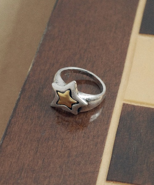 GOLDY（ゴールディ）の「ヴィンテージ レイヤード スター リング（リング・レディース・シルバー/シルバー×ゴールド/ゴールド・FREE）」の2枚目の写真