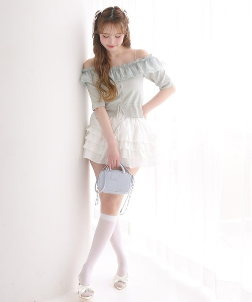 one after another NICE CLAUP(ワンアフターアナザーナイスクラップ)の「パールオフショルニット(ニット/セーター・レディース・ベージュ/ネイビー/オフホワイト/グレー・FREE)」の18枚目の写真