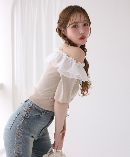 one after another NICE CLAUP(ワンアフターアナザーナイスクラップ)の「パールオフショルニット(ニット/セーター・レディース・ベージュ/ネイビー/オフホワイト/グレー・FREE)」の15枚目の写真
