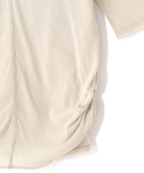 ETRE TOKYO（エトレトウキョウ）の「サイドギャザーレイヤードTee（Tシャツ/カットソー・レディース・チャコール/ベージュ・FREE）」の20枚目の写真