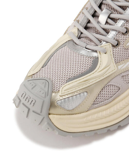 L.H.P(エルエイチピー)の「OGR/オージーアール/RATTLE SNAKE(スニーカー・メンズ・シルバー/ブラック・27.5/27/26)」の12枚目の写真